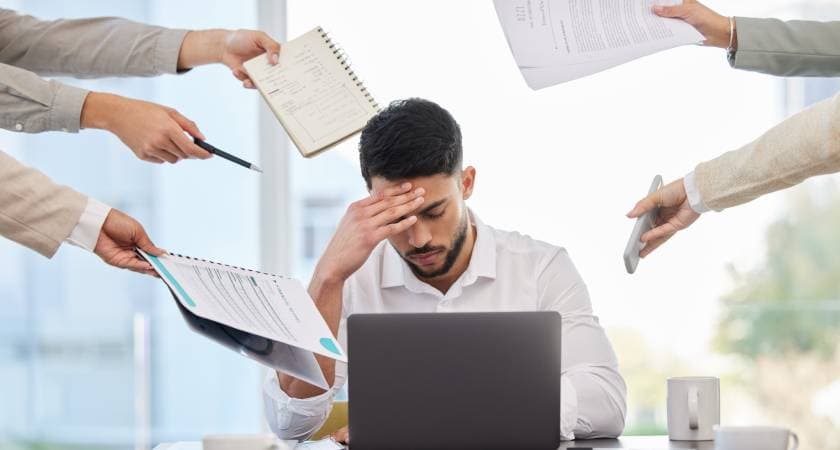 چطور استرس روزمره رو با مشاوره مدیریت کنیم؟: تکنیکهای ساده از روانشناسان کلینیک